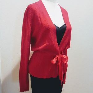 NWOT Flattering Merino  Wool Cardigan / Sweater 💕